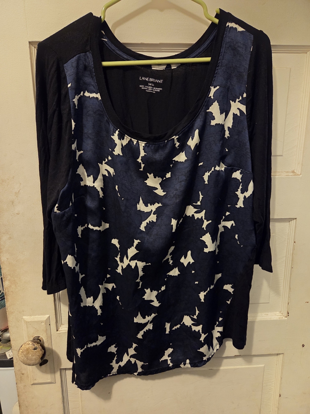 Lane Bryant Navy and White Abstract Print Long Sleeve Scoop Neck Top
